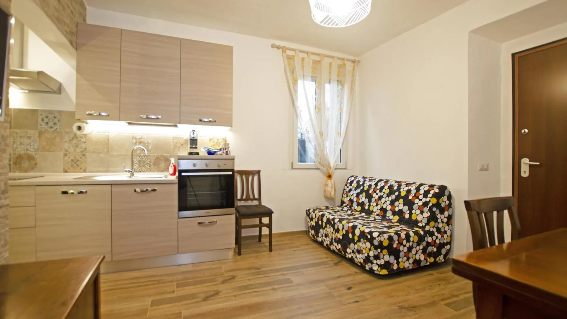 Apartment Casina Valentina - Happy Rentals Florence Italy